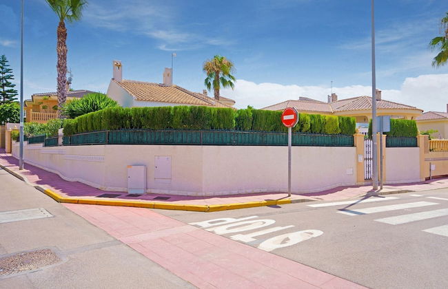 Modern Villa in Benijófar With Private Pool - Foto 35