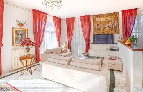 Beautiful Home In Castiglion Fiorentino - Foto 4