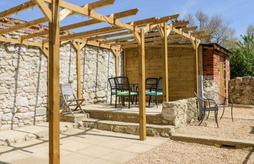 Beachcombers - Photo 29