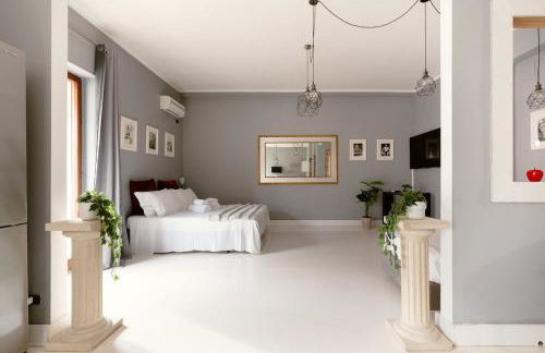 3 Suite in Centro Città con Vista Mare, Doccia Cromoterapia & Netflix Gratuito - Foto 3