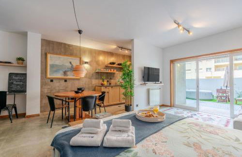 HostWise – Modern Flat w/ Terrace | Near the Beach - Photo 13