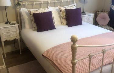 Corner Cottage - character, charm, great location. - Foto 23