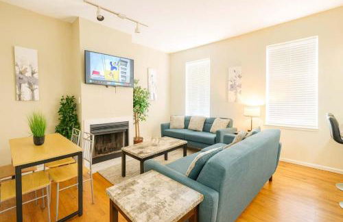 Soulard 2BR Balcony Free Parking Walk to Dining - Foto 7