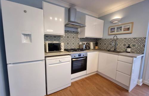 28 ExcellentStays - Heathrow - 5 Bedroom House - Foto 21