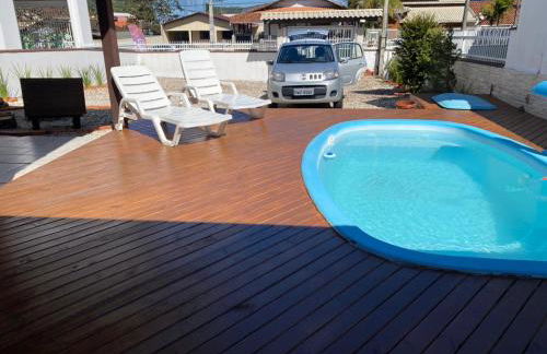 Piscina e Sinuca CASA Beto Carrero 500m do Parque 1 suite e 2 quartos 3bwc a 300m da Praia churrasqueira e estacionamento privado - Foto 40