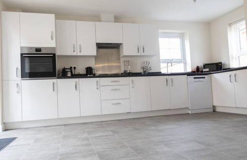 7 Swiftsure - 4 Bedroom Luxury and Spacious Home - Foto 10