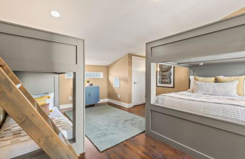 Walk to Vanderbilt and Belmont with Garage and Rooftop Deck - Foto 47