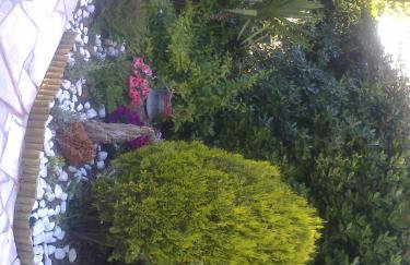 Villa Belmar Self-Catered Apartments - Photo 25