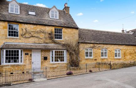 Vine Cottage - Photo 17