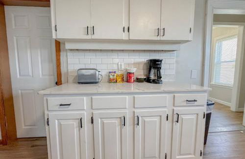 Nashua -Queen beds - Mins to MHT - W/D in Unit - - Foto 26