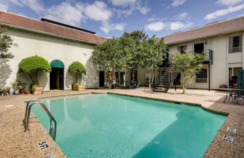 Chic Dallas Condo with Pool, Walk to Knox Street! - Foto 3