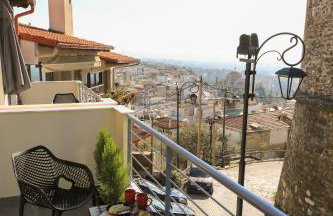 Beyond The Castle - Foto 1