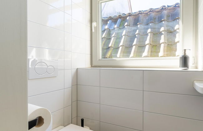 Modern Renovated Apartment in the Heart of Sneek - Foto 17