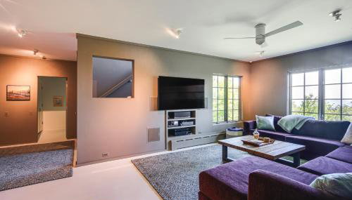 Group-Friendly Newbury Stunner Home Gym, Hot Tub! - Foto 5