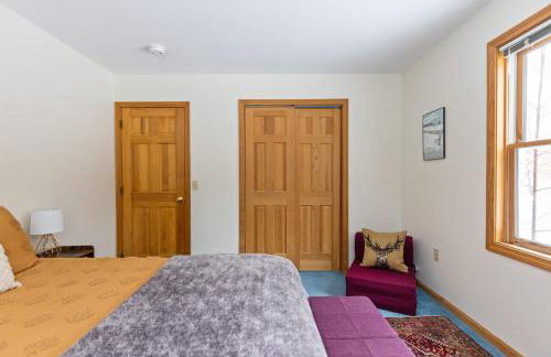 Smuggler's Notch Mountain House with hot tub & river - Foto 43