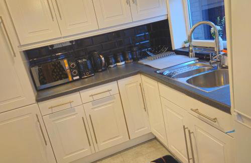 West park Royal House, Holidays, Contractors,Relocation,Free Parking & WiFi - Foto 69