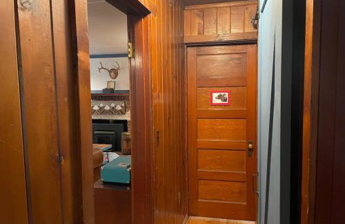 Springbrook · Cozy 2BR Mt. Hood Cabin, Fireplace & Retro Kitchen - Foto 32