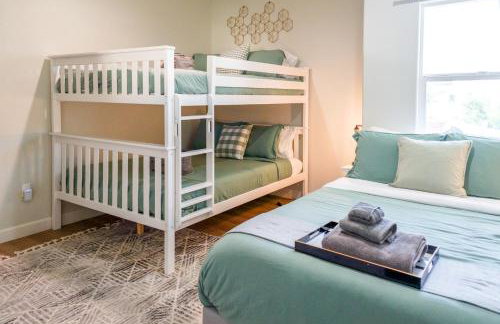 Disneyland Group Villa I Spacious Home for 22 w Game Room, Pool Table & EV Access - Foto 53