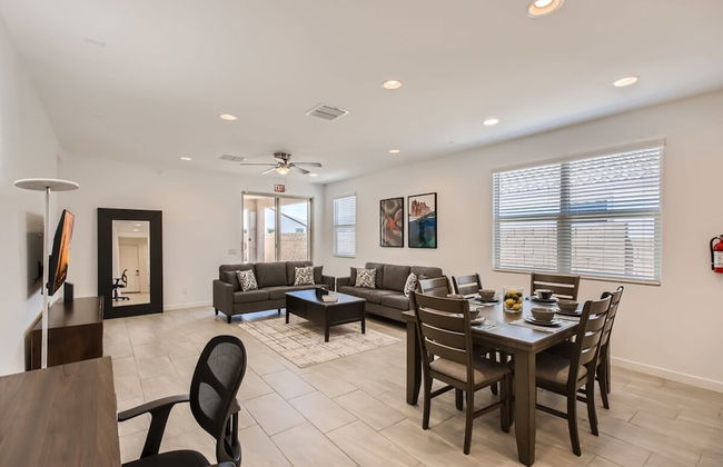 NEW Awesome Phoenix Monthly 5BR - Foto 9