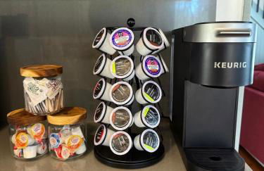 Pocono Chalet,Hot Tub,Arcade,Fireplace, Lake,Pool, Pet friendly, near Jim Thorpe No extra fees to use amenities - Foto 58