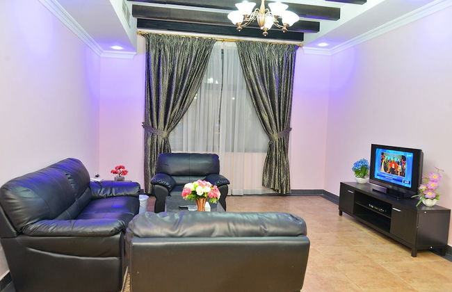 Pearl Bahrain Suites - Photo 20