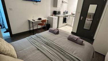 Cozy Aston Villa Studio - Foto 3