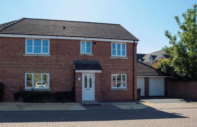 Dog Friendly - 4 Bed House - Sleeps 10 - Pool Table - Foto 32