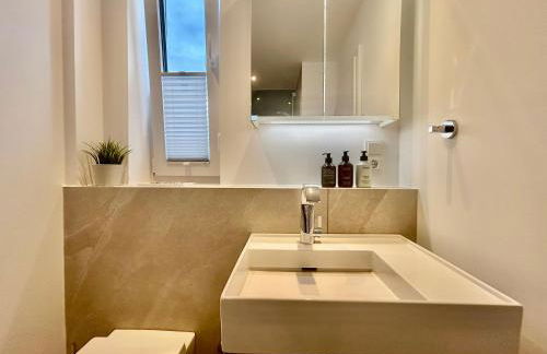 Luxuswohnung, Airport-Messe fußläufig erreichbar 1 - Foto 16