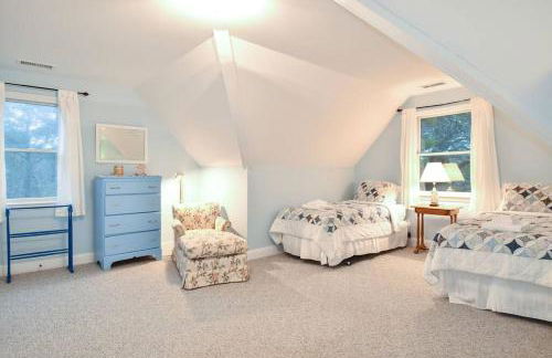 Beautiful Family Home Walk to Beach - Foto 18