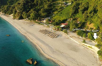 Genevieve Sea House - by the sea ....on the beach. - Foto 23