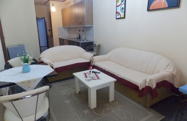 Alfred's Apartments - Photo 31