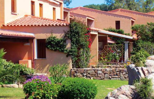 Residence Porto Coda Cavallo - Foto 1
