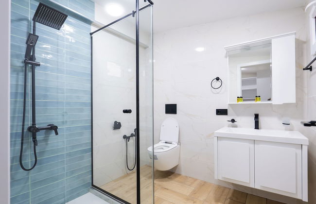 Chic & Modern 4BR Home in Old Tbilisi - Foto 29