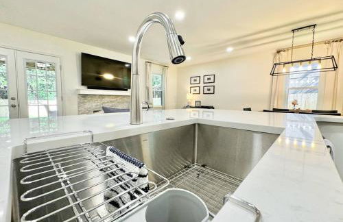 Aubie's Abode-walkable to downtown Auburn & campus - Foto 37