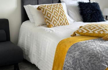 Dartford Luxurious House with Parking - Netflix - Wi-Fi - Photo 33