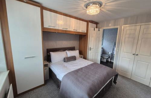 Home from home - ample parking - Foto 6