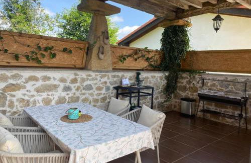 Casa La Parada en Nava Villa de la Sidra Holiday House La Parada in the Cider Village - Foto 3