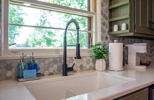 Entertainment Haven w Firepit, Games & Fenced Yard - Foto 28