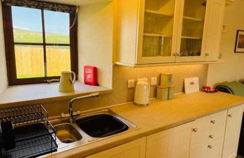 Peedie Orkney Cottage with Hot Tub - Foto 24