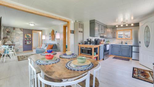 Houghton Lake Cottage with Patio Walk to Waterfront - Foto 3