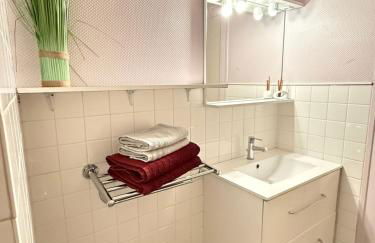 2 logements séparés 2 et 5 couchages au Rez-de-Chaussée à Chambretaud, 5 min Puy du Fou - Photo 47