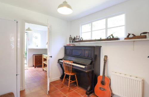 Warren Cottage - Photo 21