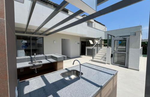 Apartamento Inteiro Novo Praia, 2 Varandas, Piscina e Vista Parcial MAC - Foto 61