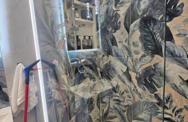 ApArt 2 Luxury 3BR Apartment Free Parking Sleeps 6 - Foto 2