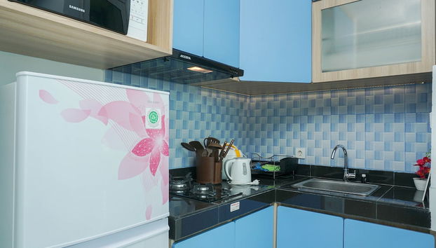 Elegant And Spacious 1Br At Citralake Suites Apartment - Foto 5, Cocina privada