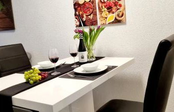 New Modern SelfCheckin PublicFreeParking HighSpeed Wifi KingSizeBed - Foto 22