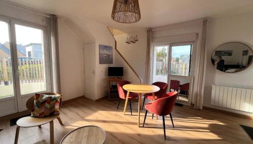 Maison rénovée à Agon-coutainville proche de la mer, classé meublé de tourisme 3 étoiles - Photo 2