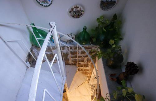 Giallo Napoletano Home - Photo 37