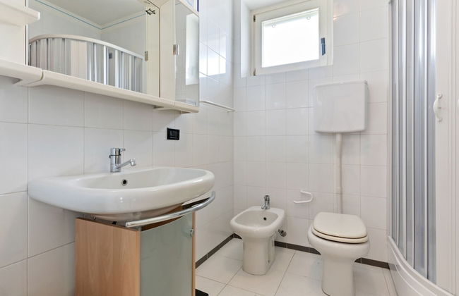 Vibrant Holiday Home in Lazise with Swimming Pool near Lake - Foto 13