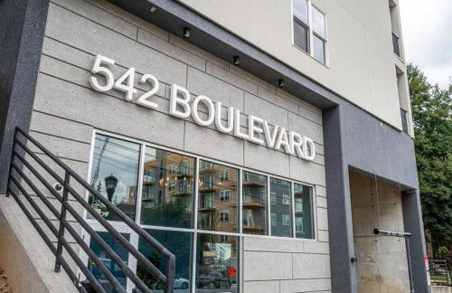 New Downtown ATL Condo Washer Dryer 542Blvd - Foto 12